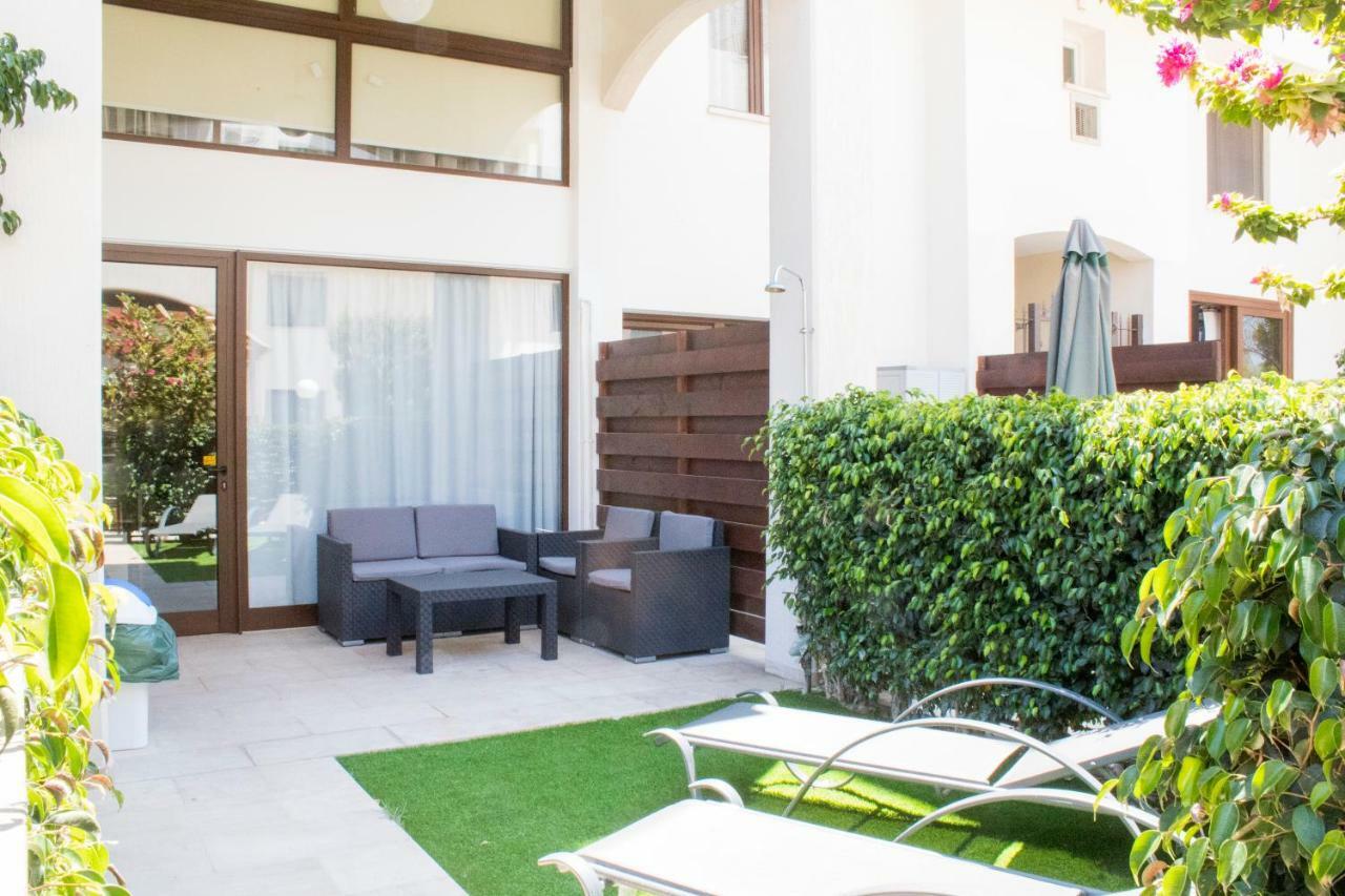 Galatex Beach Apartment Limassol Exterior foto