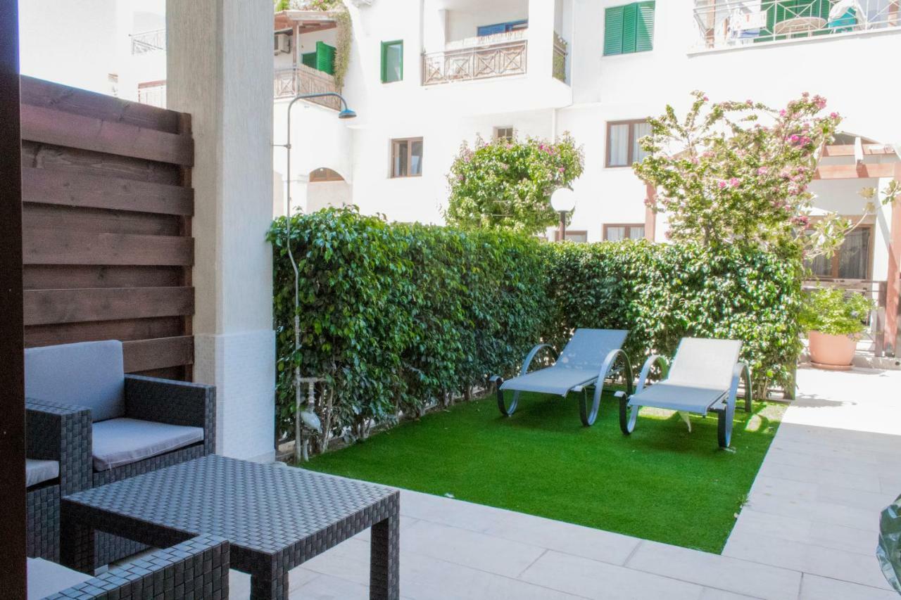 Galatex Beach Apartment Limassol Exterior foto